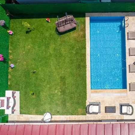 Lupin Villa Villa *